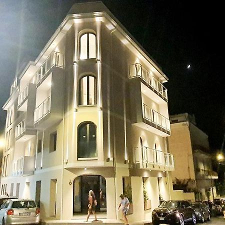 Solmaris Tropea Rooms & Suites Екстериор снимка