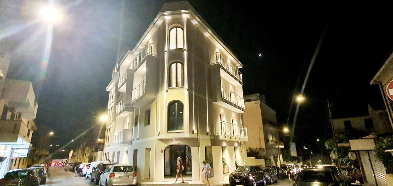 Solmaris Tropea Rooms & Suites Екстериор снимка