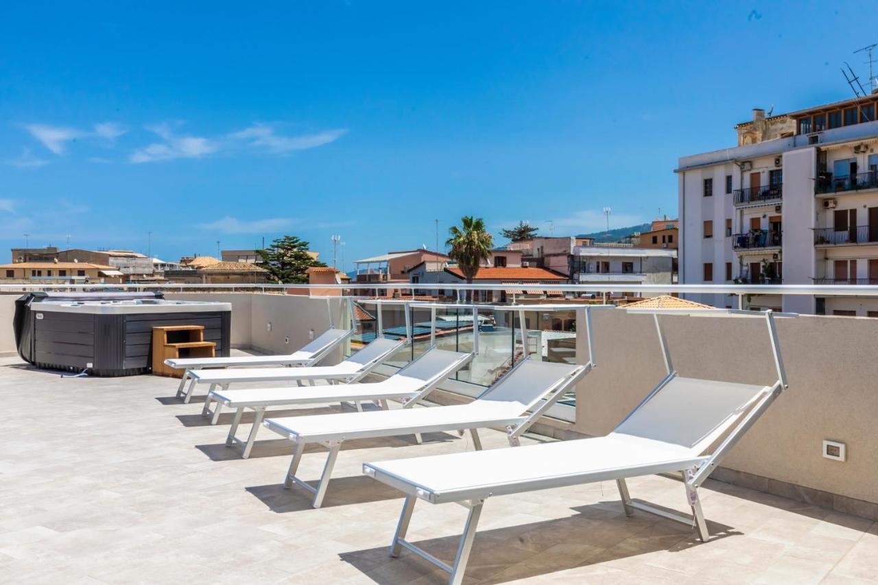 Solmaris Tropea Rooms & Suites Екстериор снимка