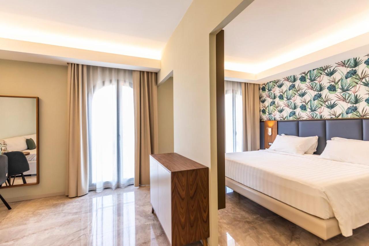 Solmaris Tropea Rooms & Suites Екстериор снимка