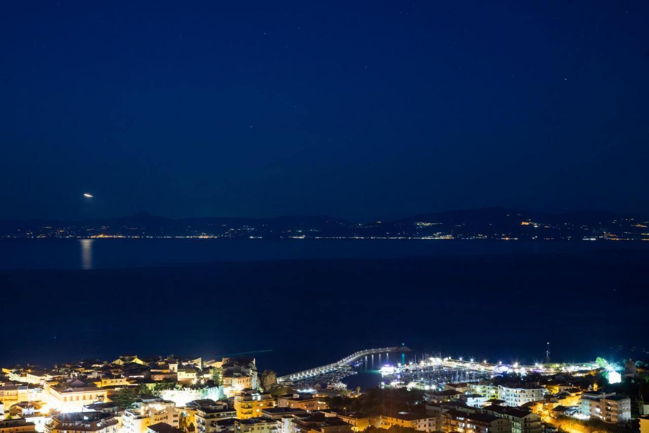 Solmaris Tropea Rooms & Suites Екстериор снимка